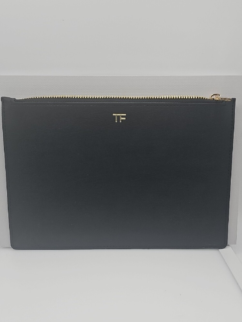 Tom Ford Black Leather Zip Pouch with Gold TF Logo - Picture 7 of 8